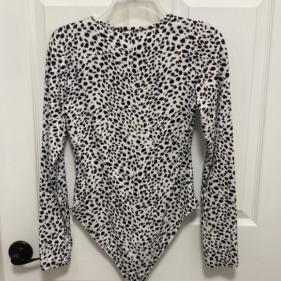 Gaze Bodysuit Size S Animal Print Brown Tan Casual Long Sleeve very soft95% Poly - Picture 4 of 6